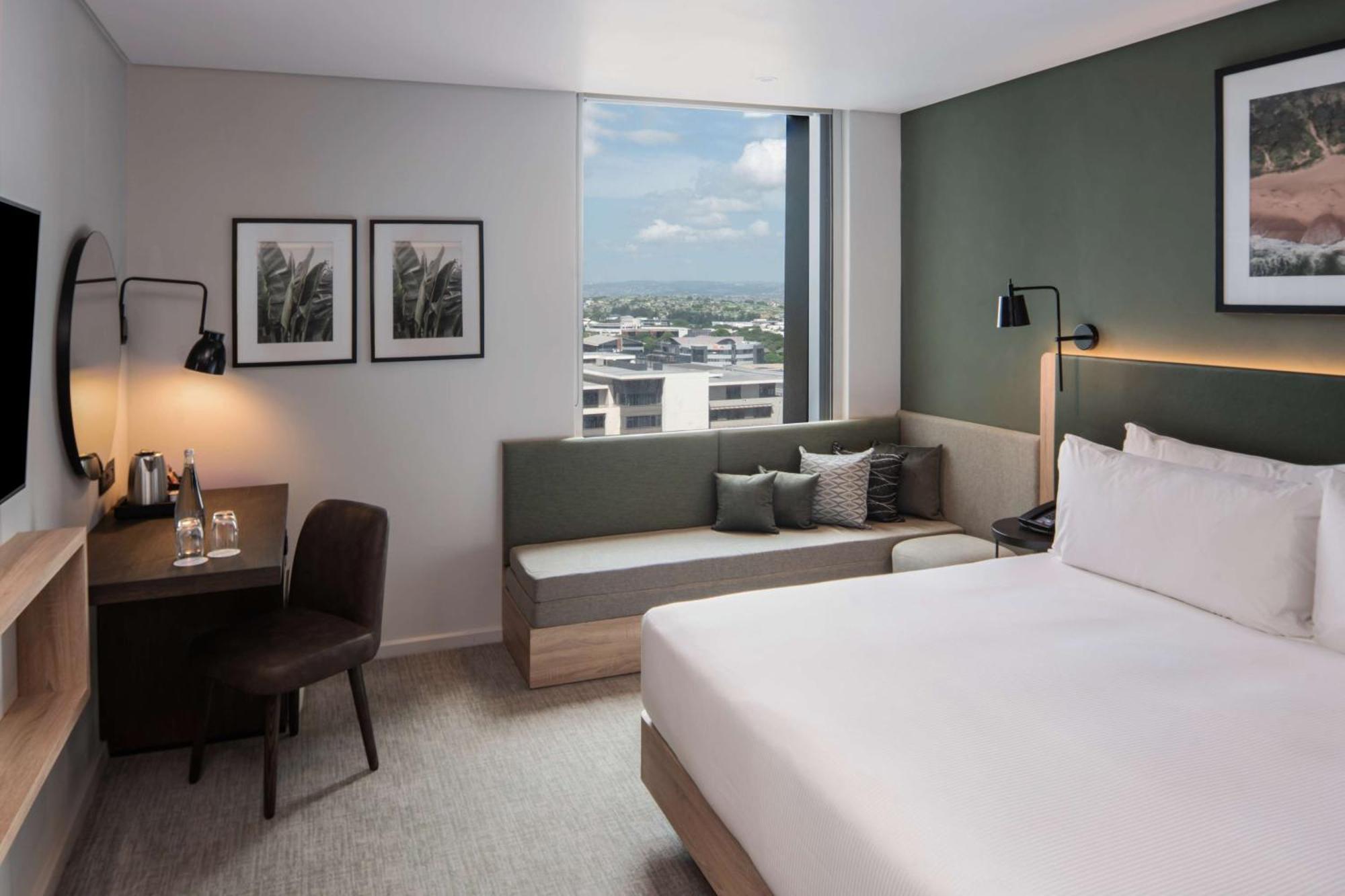 Hilton Garden Inn Umhlanga Arch Дурбан Экстерьер фото