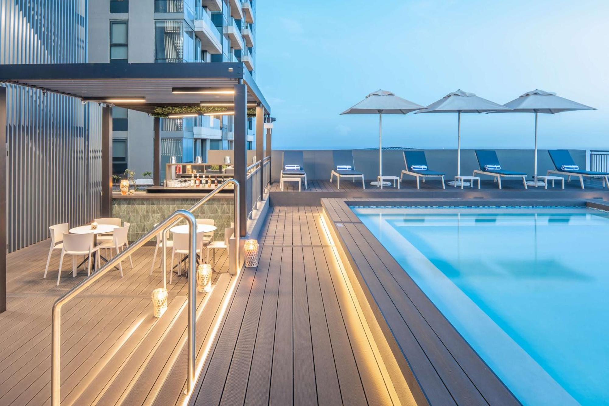 Hilton Garden Inn Umhlanga Arch Дурбан Экстерьер фото